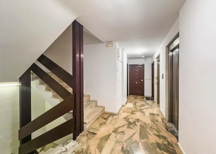Yate Iv Apartment *